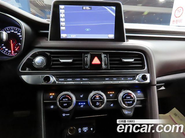 Genesis G70 2.0T AWD Elite 2019 — фото 10