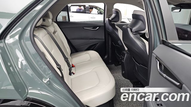 Kia Niro Signature 2022 — фото 16