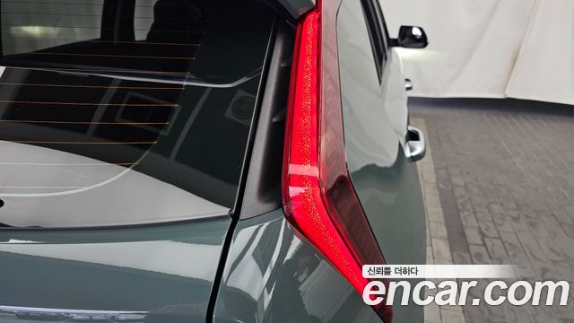 Kia Niro Signature 2022 — фото 29