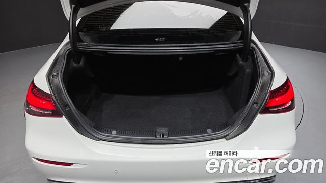 Mercedes-Benz E-Class (W213) E250 Avantgarde 2021 — фото 23