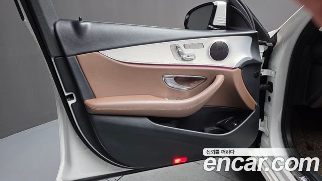 Mercedes-Benz E-Class (W213) E250 Avantgarde 2021 — фото 30