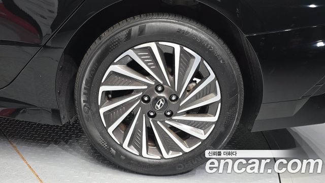 Hyundai Sonata The Edge Hybrid (DN8) Exclusive 2024 — фото 21