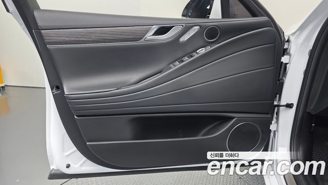 Genesis G80 (RG3) Gasoline 3.5 Turbo AWD 2025 — фото 24