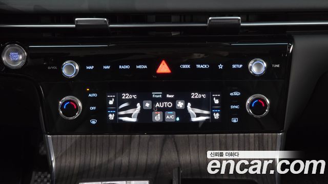 Genesis G80 (RG3) Gasoline 3.5 Turbo AWD 2025 — фото 28