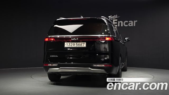 Kia Carnival (IV) Gasoline 9-Seater Noblesse 2023 — фото 4