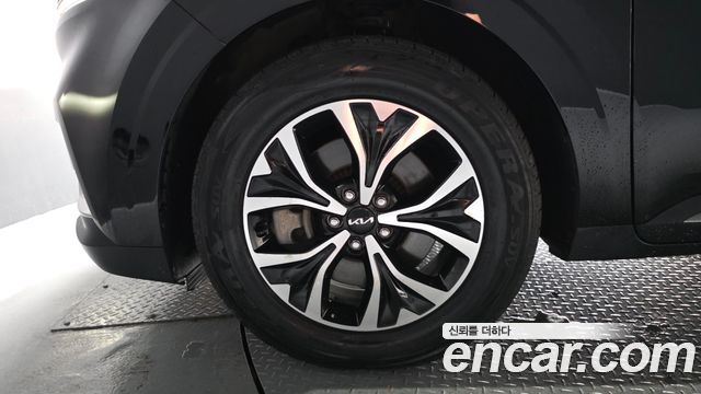 Kia Carnival (IV) Gasoline 9-Seater Noblesse 2023 — фото 5