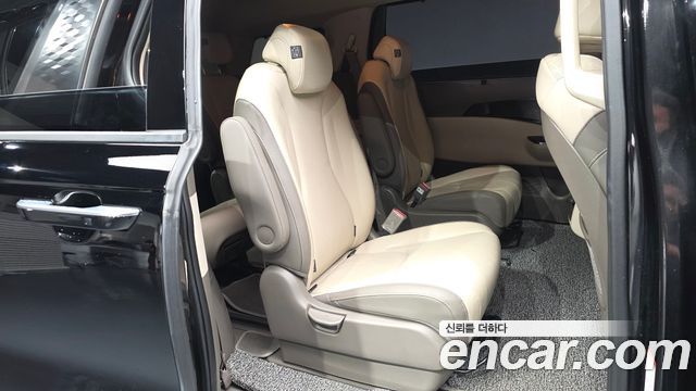 Kia Carnival (IV) Gasoline 9-Seater Noblesse 2023 — фото 16