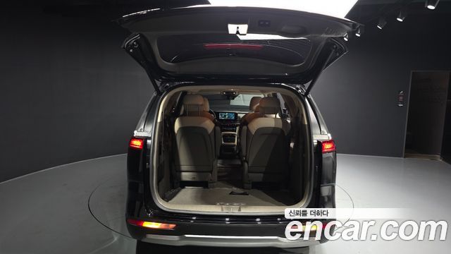 Kia Carnival (IV) Gasoline 9-Seater Noblesse 2023 — фото 24
