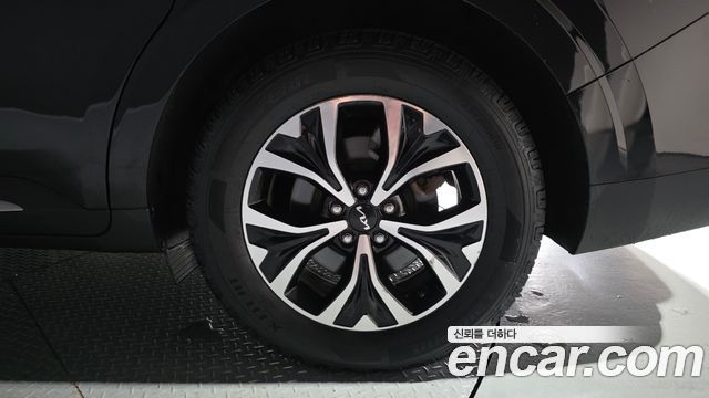 Kia Carnival (IV) Gasoline 9-Seater Noblesse 2023 — фото 27