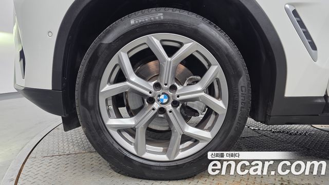 BMW X3 (G01) xDrive 20i 2022 — фото 5