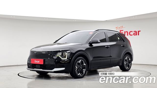 Kia Niro EV Air 2023 — фото 1