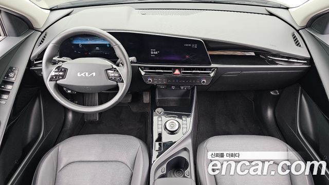 Kia Niro EV Air 2023 — фото 7