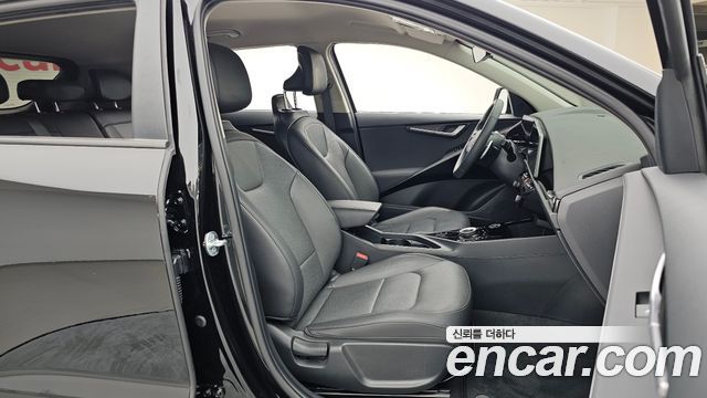 Kia Niro EV Air 2023 — фото 11