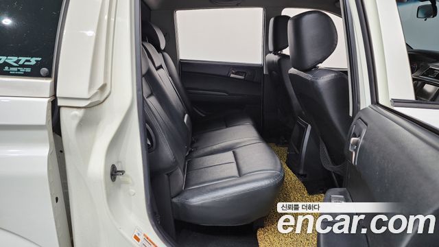 KG Mobility (SsangYong) Korando Sport Extreme 4WD 2016 — фото 11