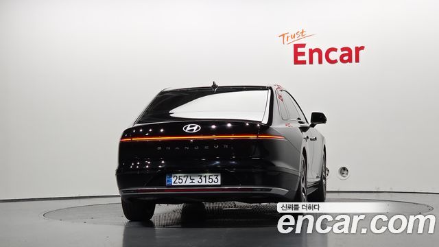 Hyundai Grandeur Hybrid (GN7) Exclusive 2023 — фото 4