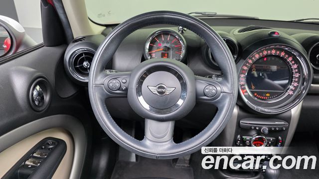 MINI Cooper D Countryman ALL4 1st 2016 — фото 13