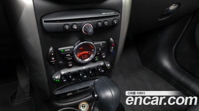 MINI Cooper D Countryman ALL4 1st 2016 — фото 15