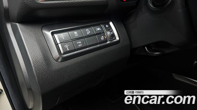KG Mobility (SsangYong) Very New Tivoli Gasoline 1.5 2WD V3 2022 — фото 19