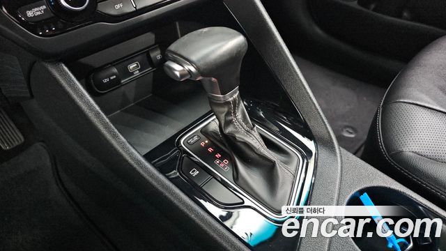 Kia Niro 1.6 HEV Prestige 2022 — фото 9