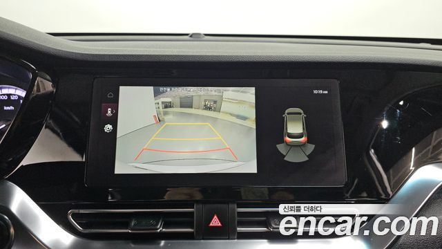 Kia Niro 1.6 HEV Prestige 2022 — фото 13