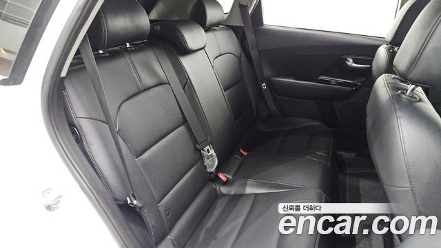 Kia Niro 1.6 HEV Prestige 2022 — фото 28