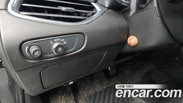 Chevrolet Malibu 1.5 Turbo LTZ 2017 — фото 16