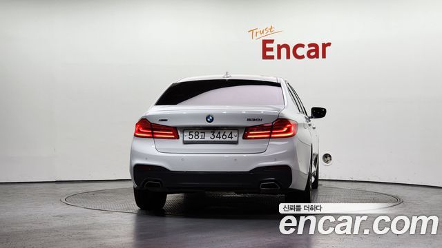 BMW 5 Series (G30) 530i xDrive M Sport Package 2017 — фото 4