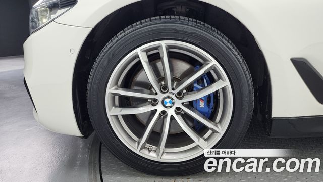 BMW 5 Series (G30) 530i xDrive M Sport Package 2017 — фото 5