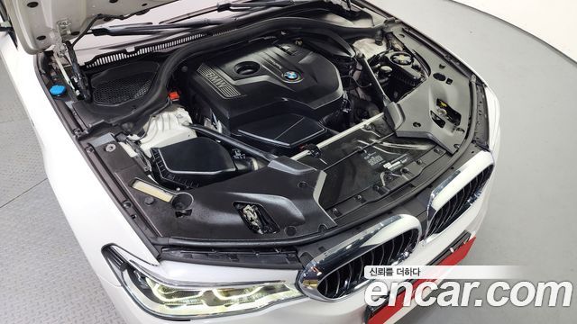 BMW 5 Series (G30) 530i xDrive M Sport Package 2017 — фото 6