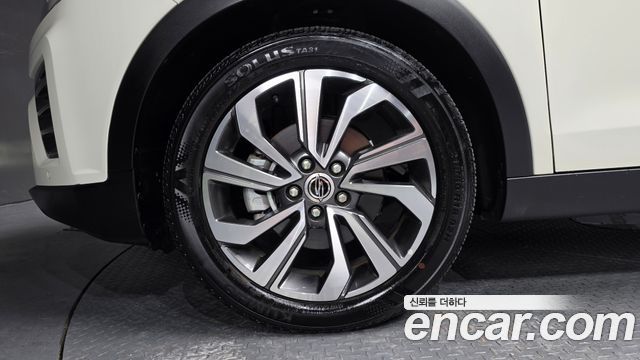 KG Mobility (SsangYong) Very New Tivoli Gasoline 1.5 2WD V5 2021 — фото 5