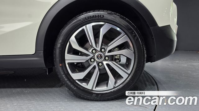 KG Mobility (SsangYong) Very New Tivoli Gasoline 1.5 2WD V5 2021 — фото 21