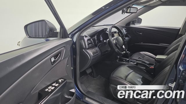KG Mobility (SsangYong) Tivoli Air Diesel RX 4WD 2016 — фото 11