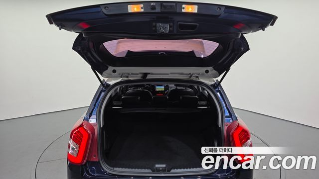 KG Mobility (SsangYong) Tivoli Air Diesel RX 4WD 2016 — фото 19