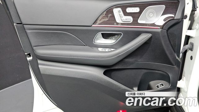 Mercedes-Benz GLE-Class (W167) GLE400d 4MATIC Coupe 2023 — фото 24