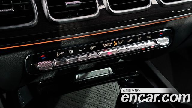 Mercedes-Benz GLE-Class (W167) GLE400d 4MATIC Coupe 2023 — фото 27
