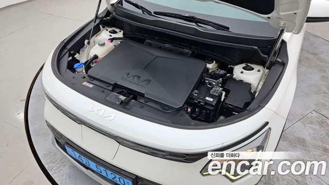 Kia Niro EV Air 2023 — фото 6