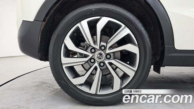 KG Mobility (SsangYong) Very New Tivoli Gasoline 1.5 2WD V3 2022 — фото 5