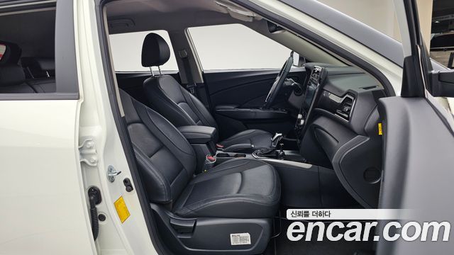 KG Mobility (SsangYong) Very New Tivoli Gasoline 1.5 2WD V3 2022 — фото 11