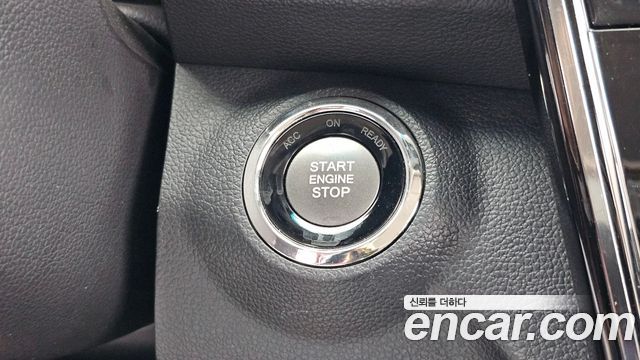KG Mobility (SsangYong) Very New Tivoli Gasoline 1.5 2WD V3 2022 — фото 18