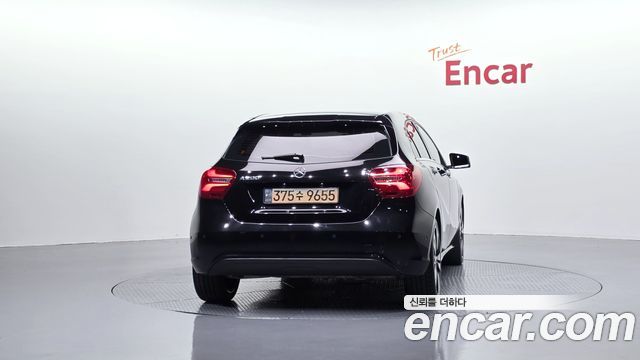 Mercedes-Benz A-Class (W176) A200 2018 — фото 4