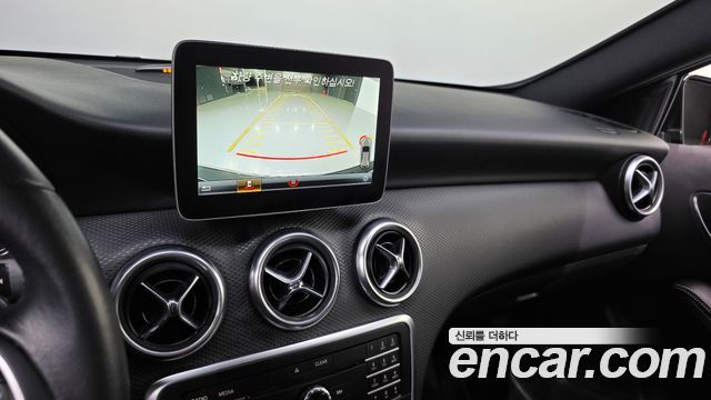 Mercedes-Benz A-Class (W176) A200 2018 — фото 17