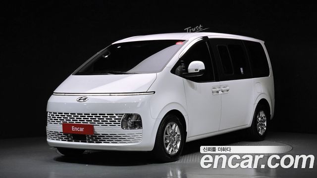 Hyundai Staria Cargo 5-Seater Modern 2024 — фото 1
