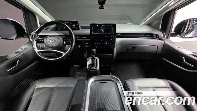 Hyundai Staria Cargo 5-Seater Modern 2024 — фото 7