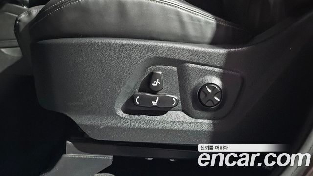 KG Mobility (SsangYong) Rexton Sports Diesel 2.2 4WD Prestige 2021 — фото 30