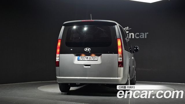 Hyundai Staria HEV 1.6 Tourer 11-Seater Modern 2025 — фото 4