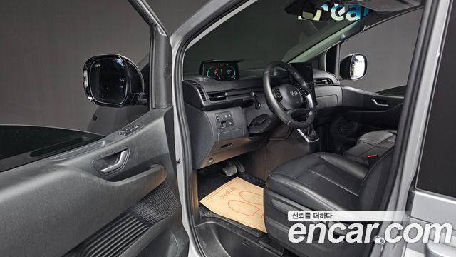 Hyundai Staria HEV 1.6 Tourer 11-Seater Modern 2025 — фото 10