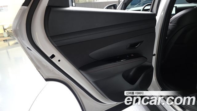 Hyundai Tucson Hybrid (NX4) HEV 1.6 2WD N Line Inspiration 2024 — фото 25