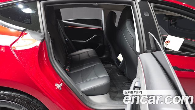 Tesla Model 3 Performance AWD 2024 — фото 16