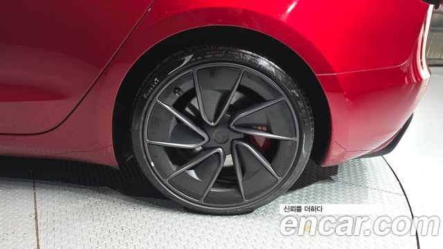 Tesla Model 3 Performance AWD 2024 — фото 27