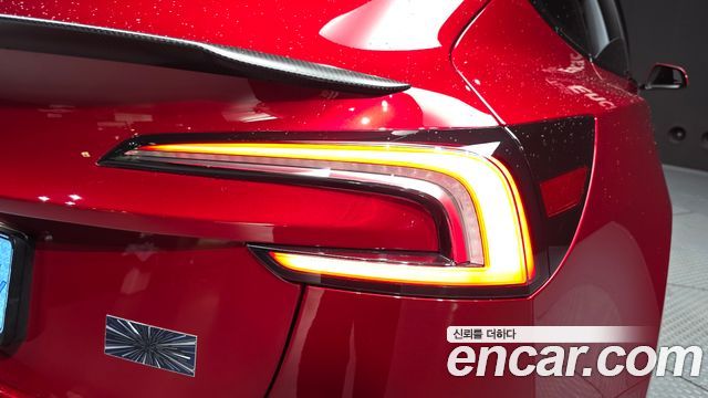 Tesla Model 3 Performance AWD 2024 — фото 29